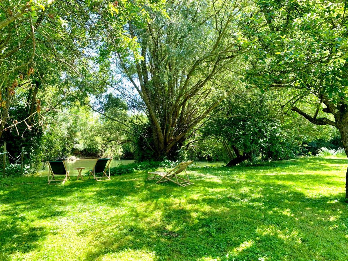 Ferienwohnung La Pierre Levee Montigny-sur-Loing Exterior foto